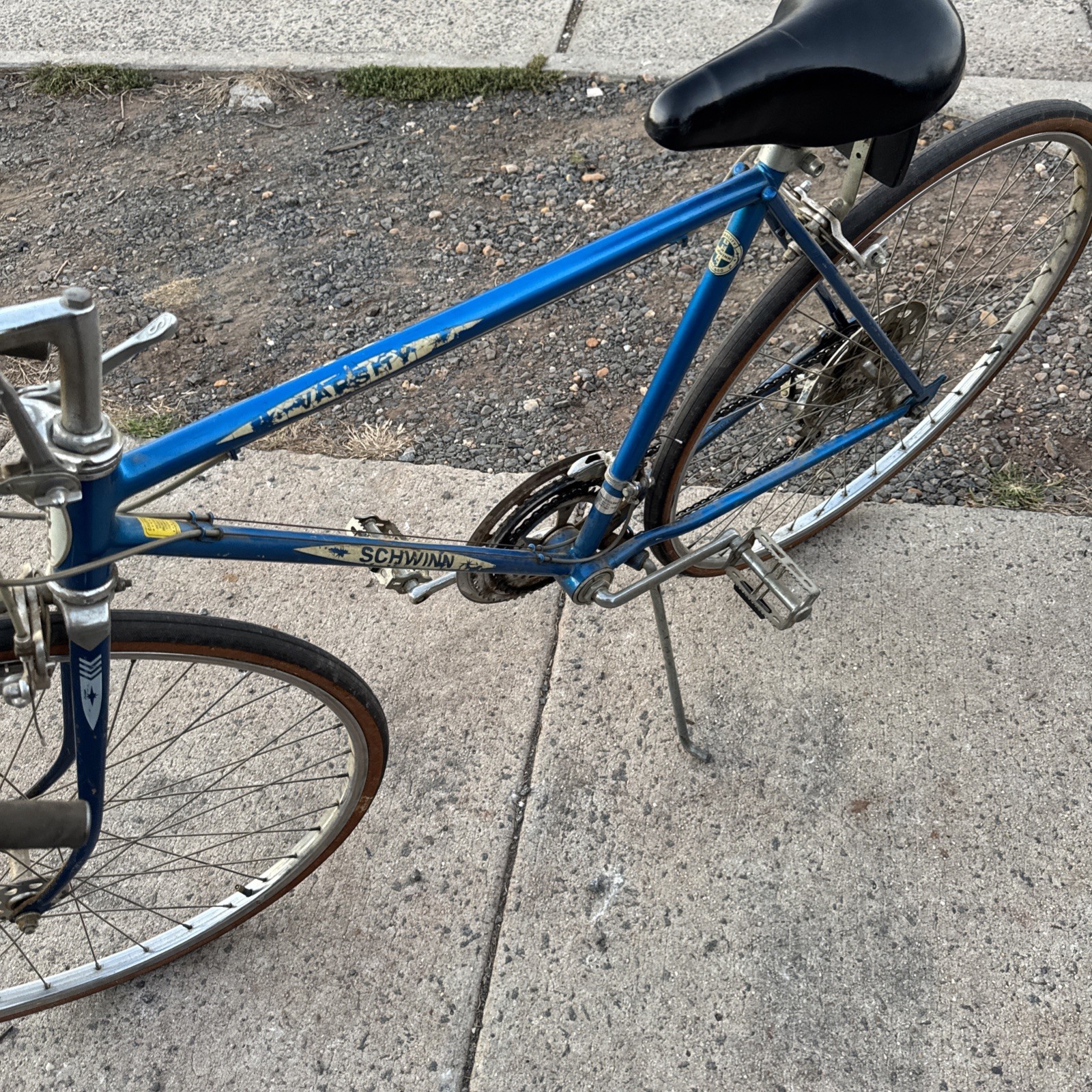 Vintage Schwinn Deluxe Varsity Bike everything working fine