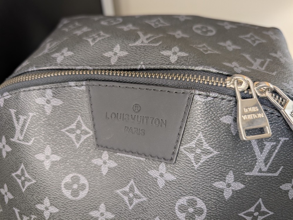 Louis Vuitton Backpack -- Discovery PM Monogram Eclipse Black -- Great Condition