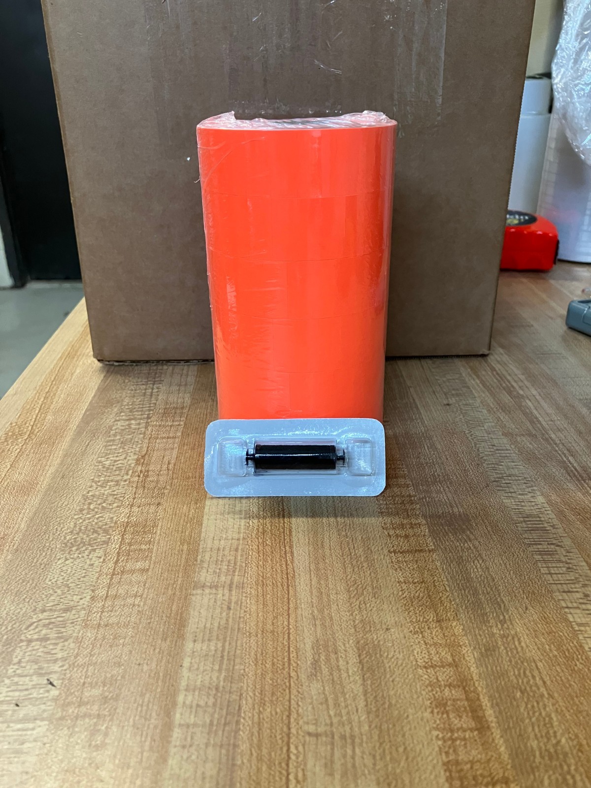 FL-Red Labels for 1151 1152 1153  labels - 1 sleeve = 6 rolls 1175 1176 1177