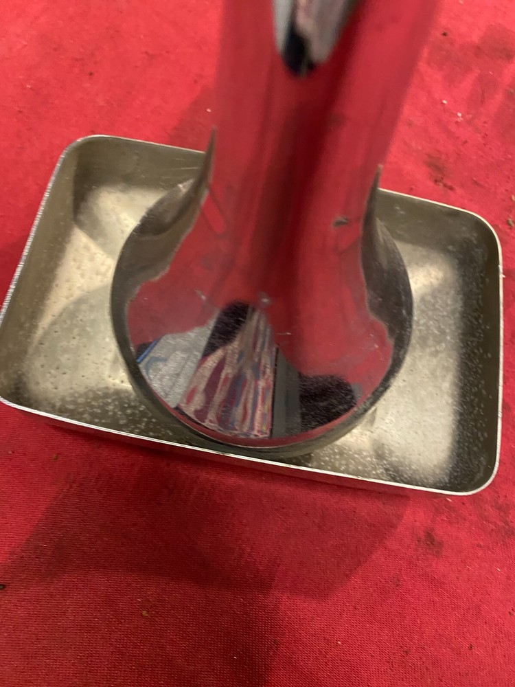 AIR HORN , HADLEY