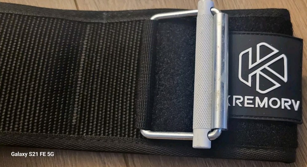 Kremorv Weight Lifting Belt Size S✍️✍️
