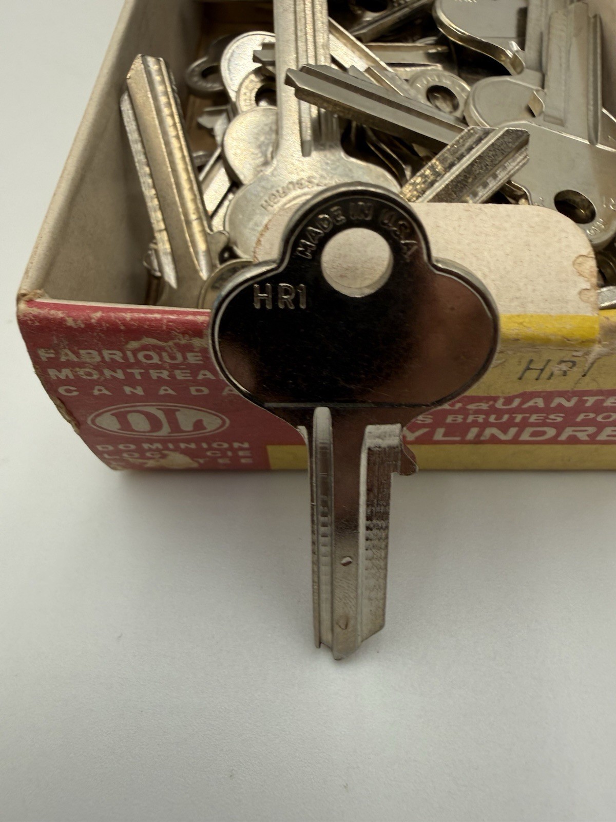 Vintage Lot of 62 ILCO And DL Uncut Key Blanks HR1 Made In Usa