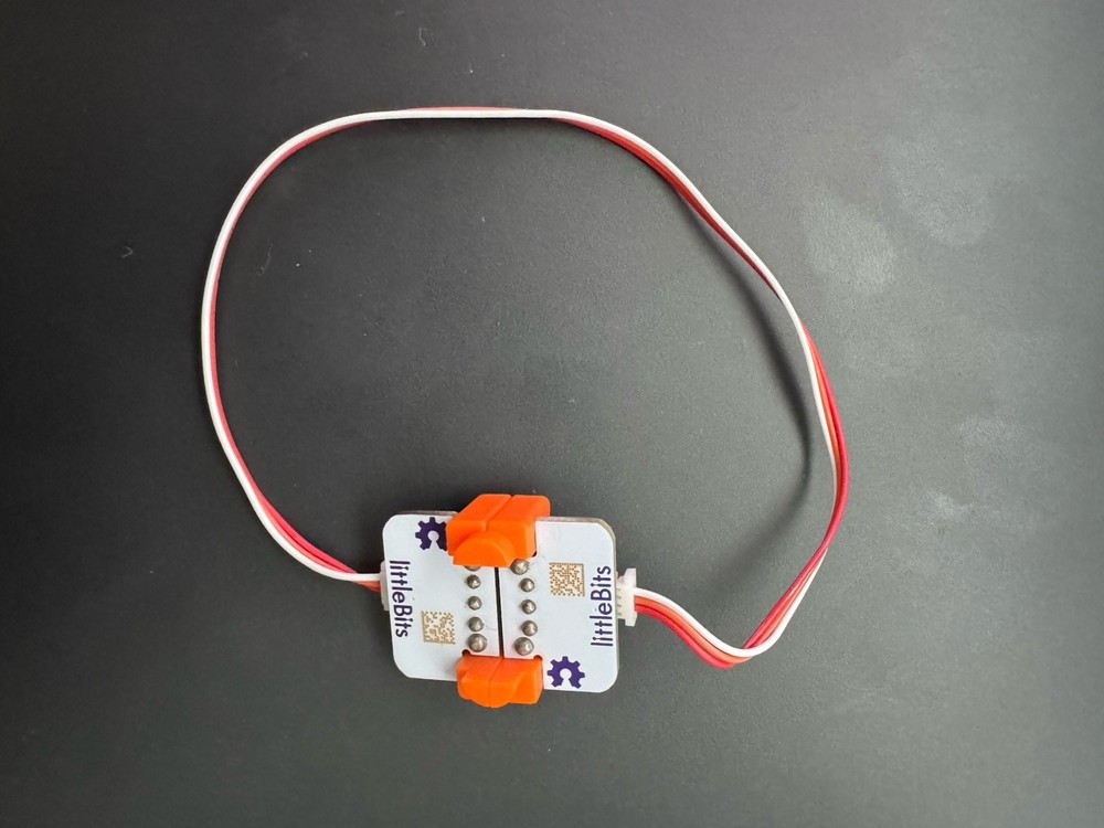 littleBits STEM Kit Replacement: w1 Wire Connector Module - UNTESTED
