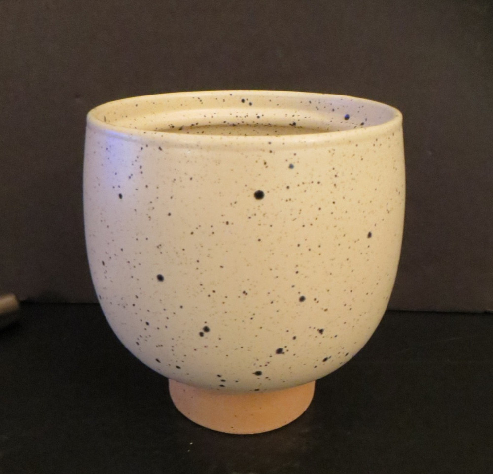 Modern footed vase egg shape beige speckle peach