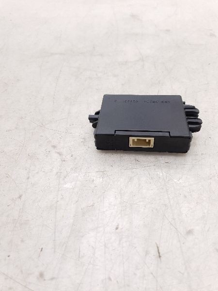 16-17 TOYOTA PRIUS THEFT-LOCKING SECURITY CONTROL MODULE ECM ASSEMBLY