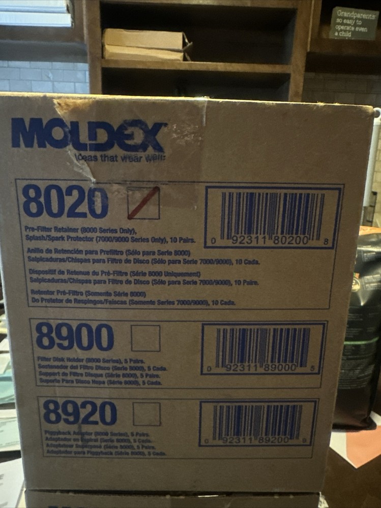 8000 Series Prefilter Retainers, 10 pair per package Moldex MOLDEX 8020