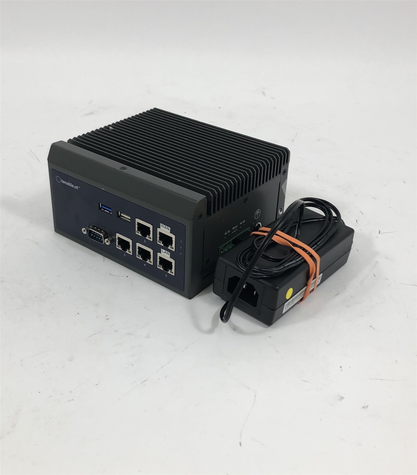 Lanner LEC-6032D-IG1 5-Port Gigabit Ethernet Router w/ pfSense® and AC