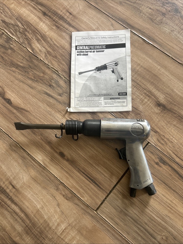 Central Pneumatic Medium Barrel Air Hammer With Chisel