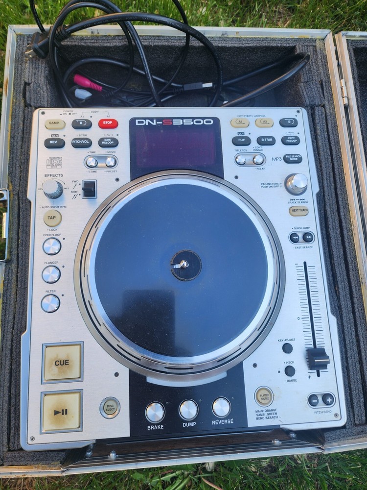 DENON DN-S3500 Professional Compact Disc DJ Turntable Player CD CDJ MP3