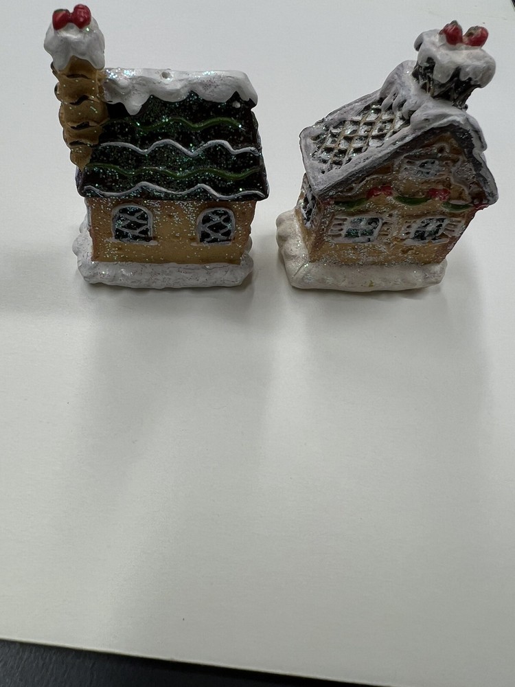 Mini Christmas clay gingerbread house