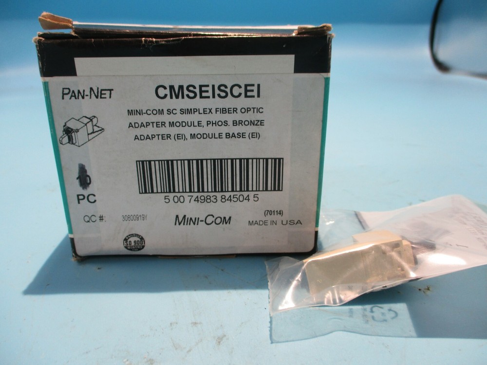 NEW PANDUIT CMSEISCEI MINI-COM SIMPLEX FIBER OPTIC ADAPTER MODULE