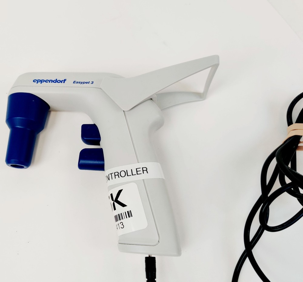 Eppendorf Easypet 3 Motorized Pipette Controller with Charger, Holder