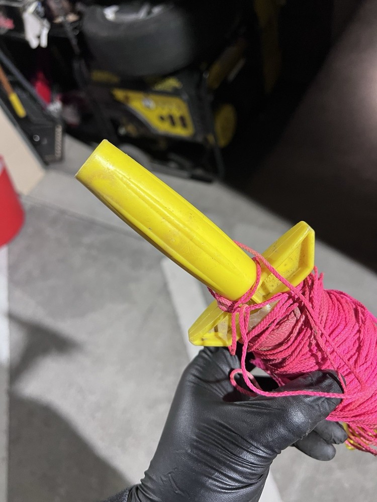 PRO STRINGLINER w/PINK STRING/CONSTRUCTION LINE USED