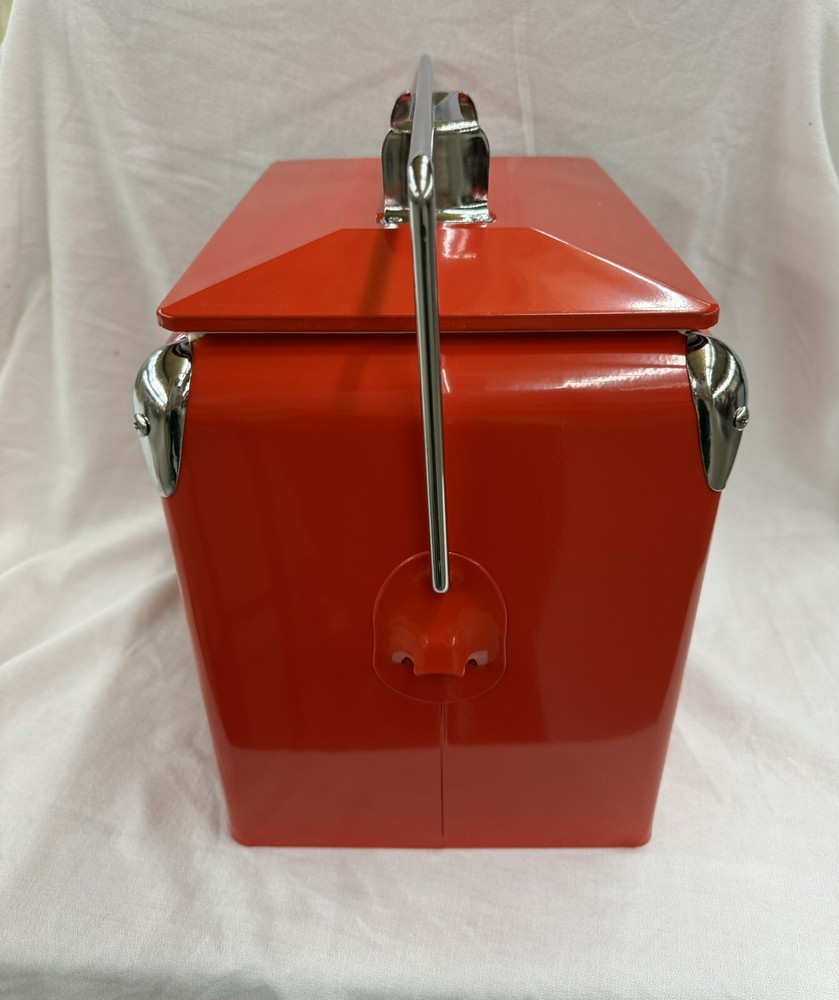 Texaco Cooler “Retro Design” Holds 12 Cans