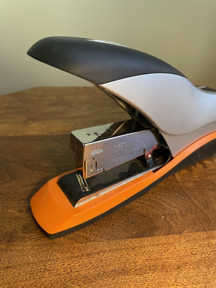 Swingline 2-70 Sheets Optima 8767x Heavy Duty Stapler