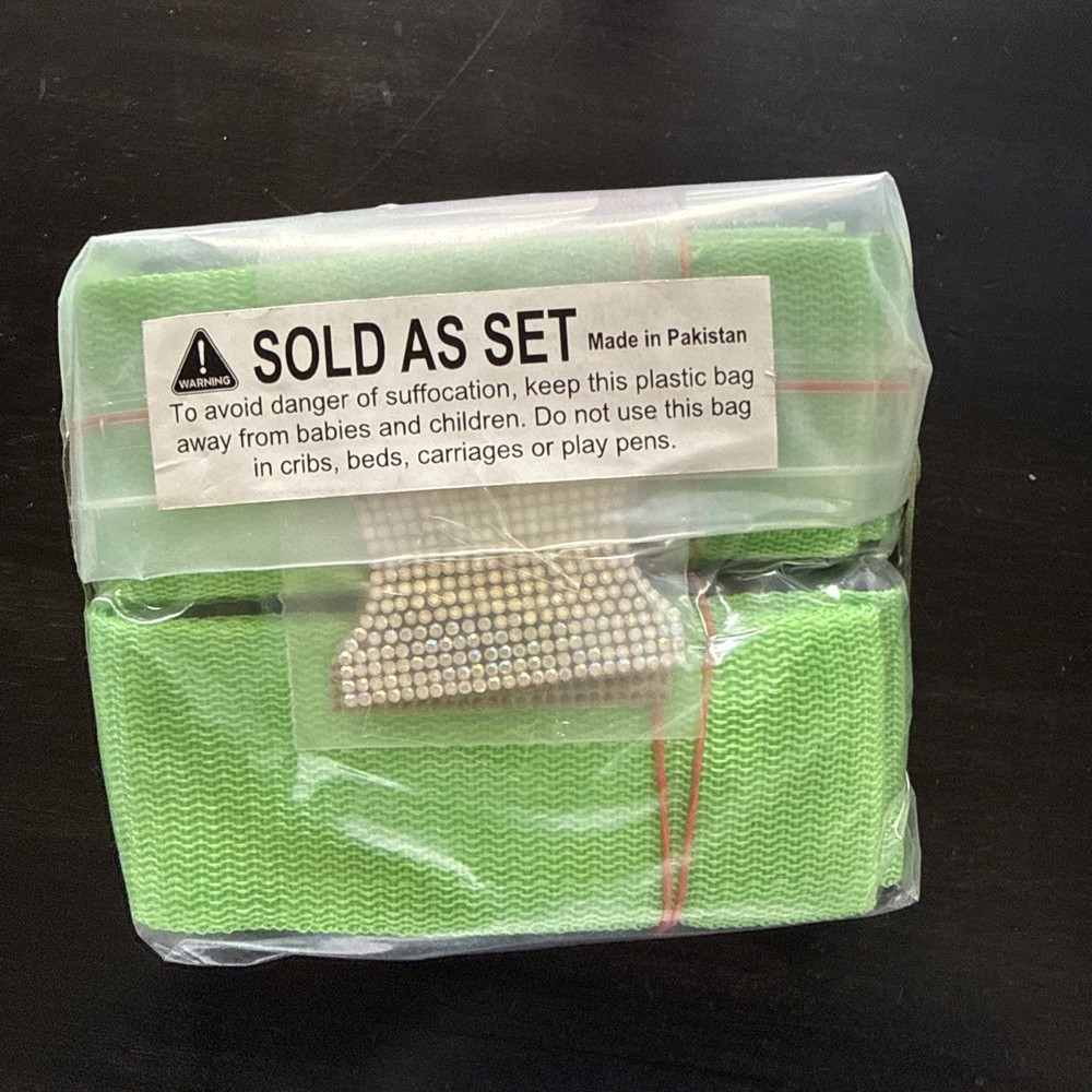 Luggage Straps - NIP 4 pack green 2” nylon strap adjustable.
