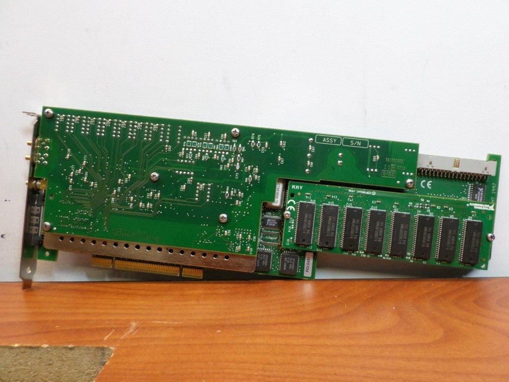 National Instruments PCI-5431 Video Waveform Generator