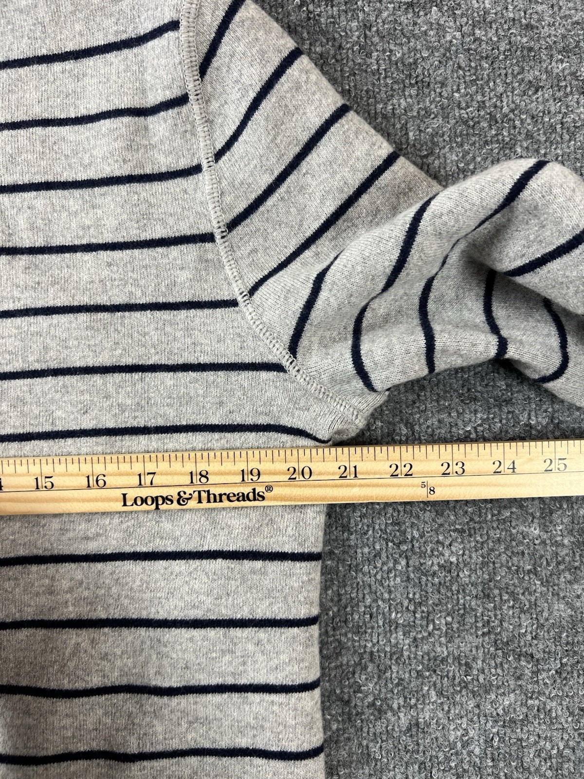 Reversible Sweater Men's Sz Large Solid Gray And Striped Pullover Crewneck