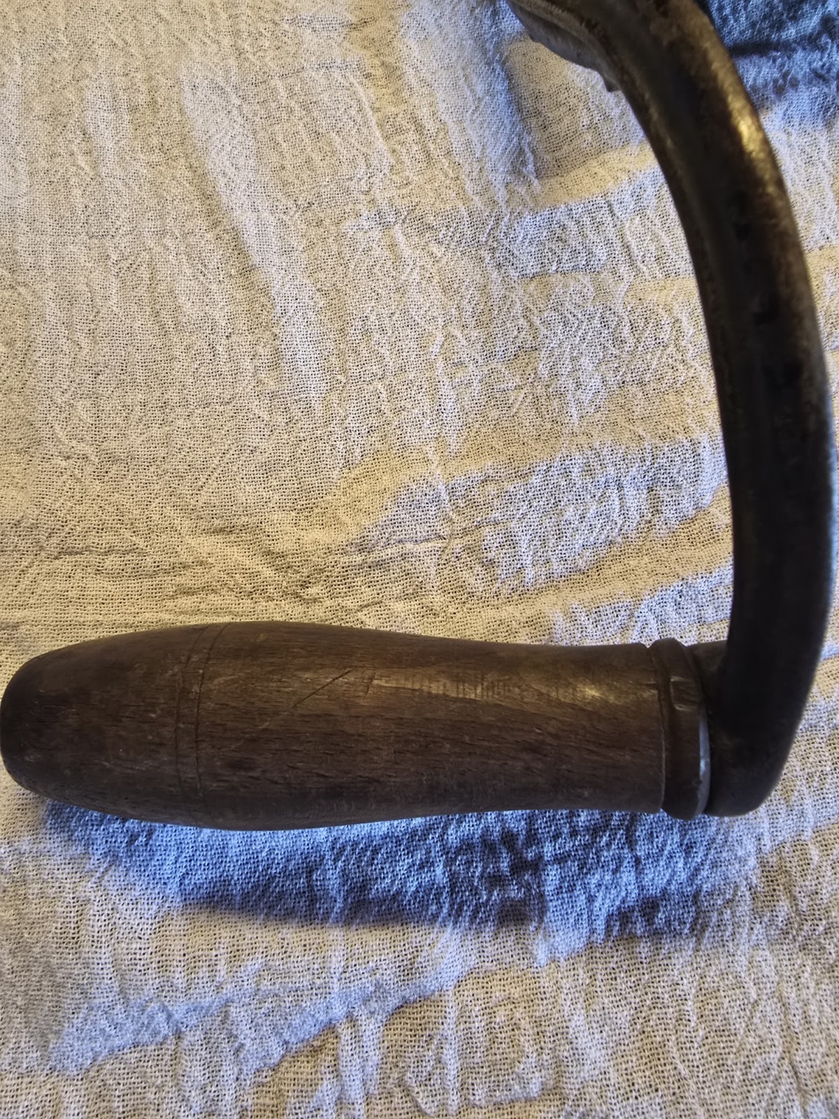 Primitive Cast Iron Tobacco Shredder Cutter Grinder Wood Handle Large