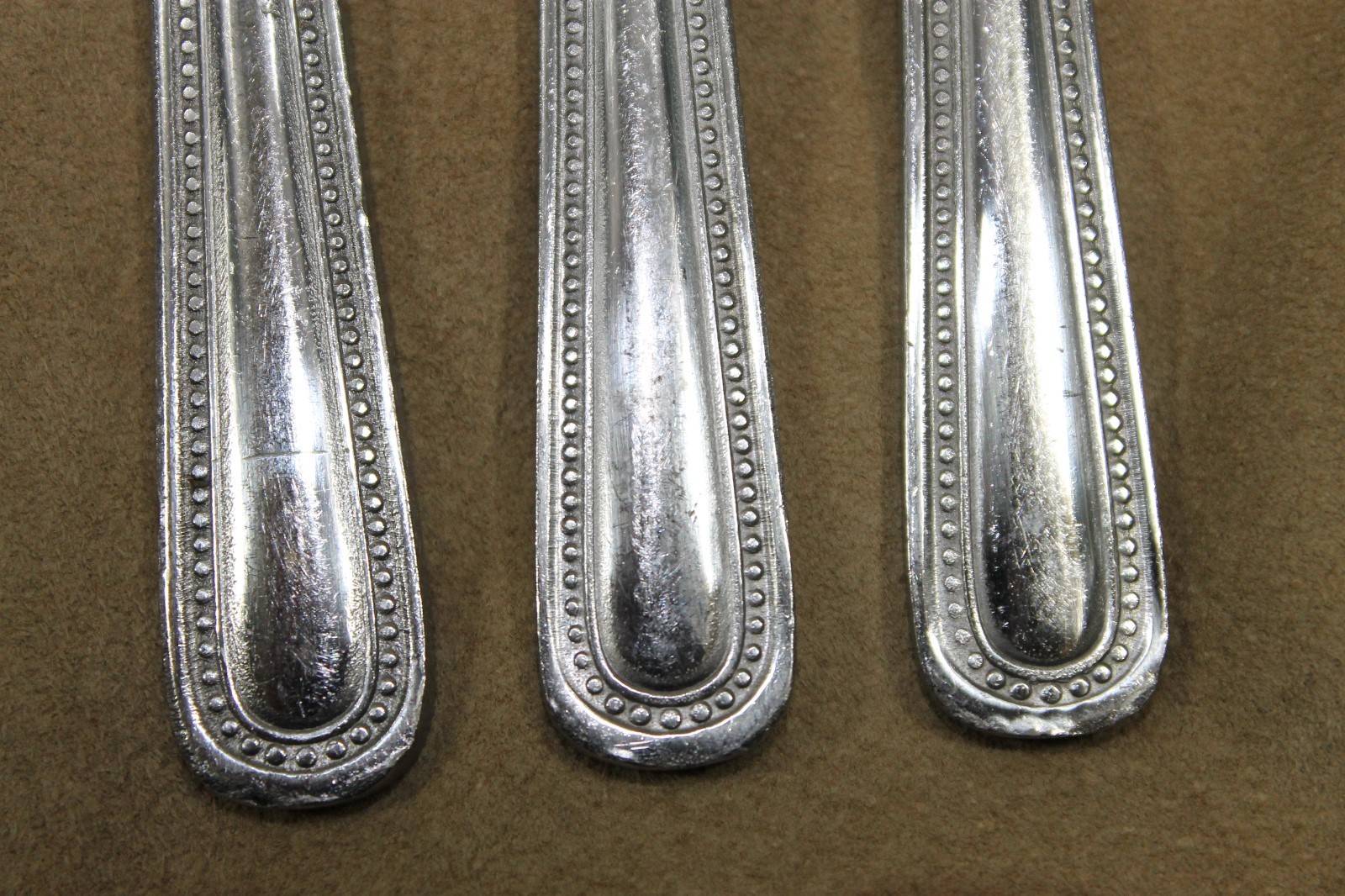 Lot CORE Stainless MILTON 51 Knife 17 Fork Restaraunt Event Catering