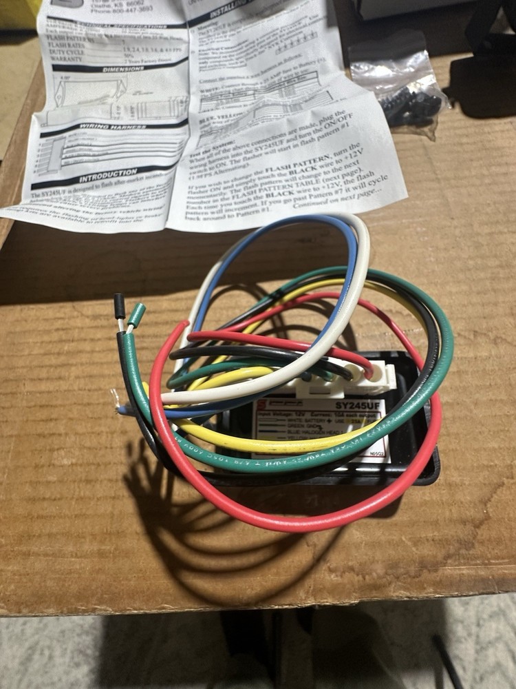 Sound off signal universal solid state flasher & 2 Amber multi pattern Light Kit