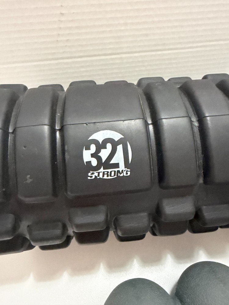 321 STRONG Foam Roller - Medium Density Deep Tissue Massager & 2 Small Massagers