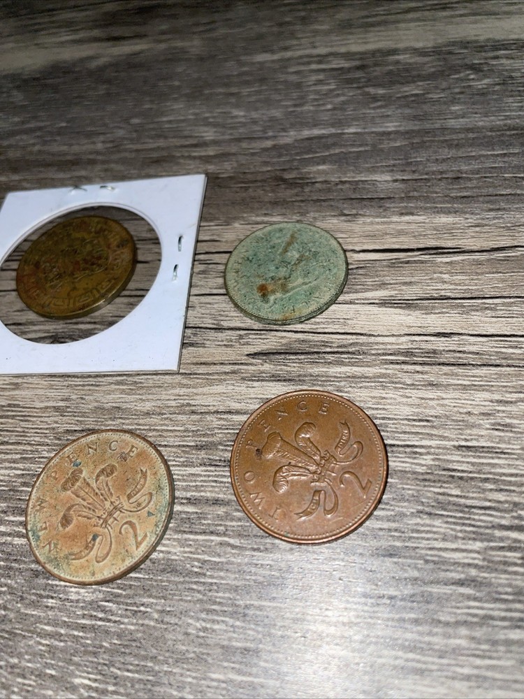 7 Random Estate Find Coins.
