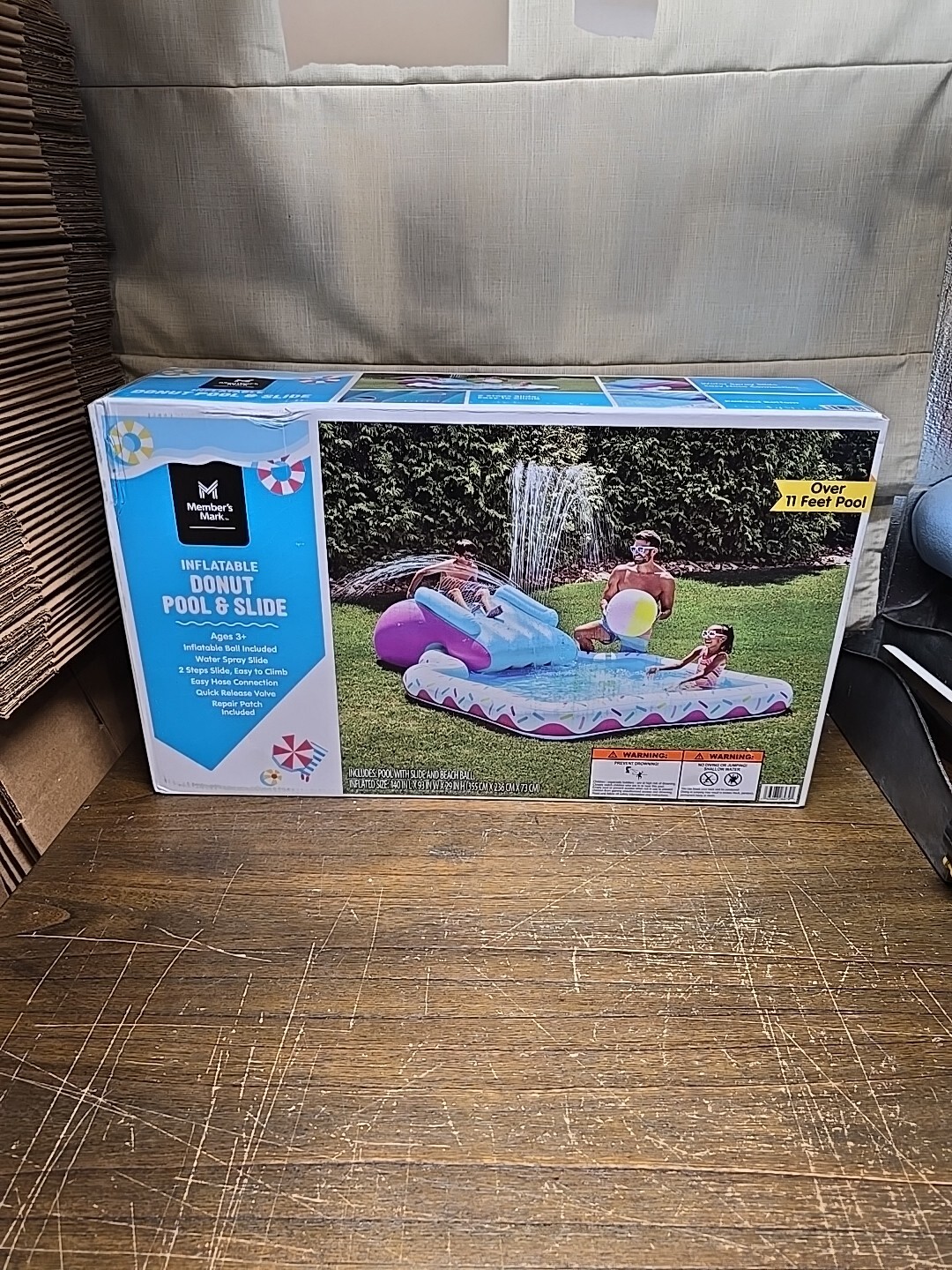 MEMBERS MARK 11’ Inflatable Donut Pool & Slide Pink