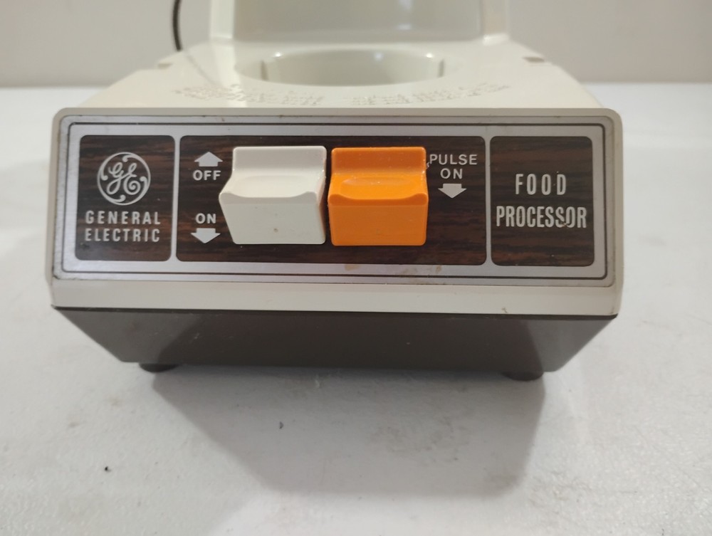 Vintage GE General Electric Food Processor D5FP1 Replacement Motor Base Untested