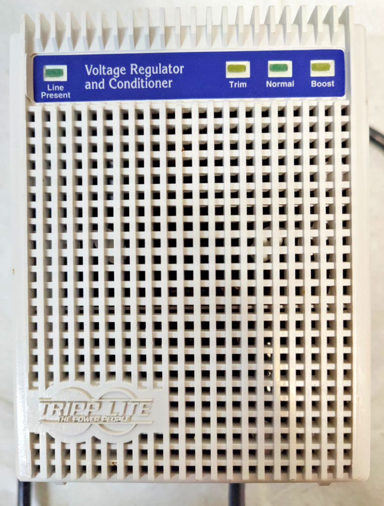 TRIPP LITE LS604 Voltage Regulator and Conditioner
