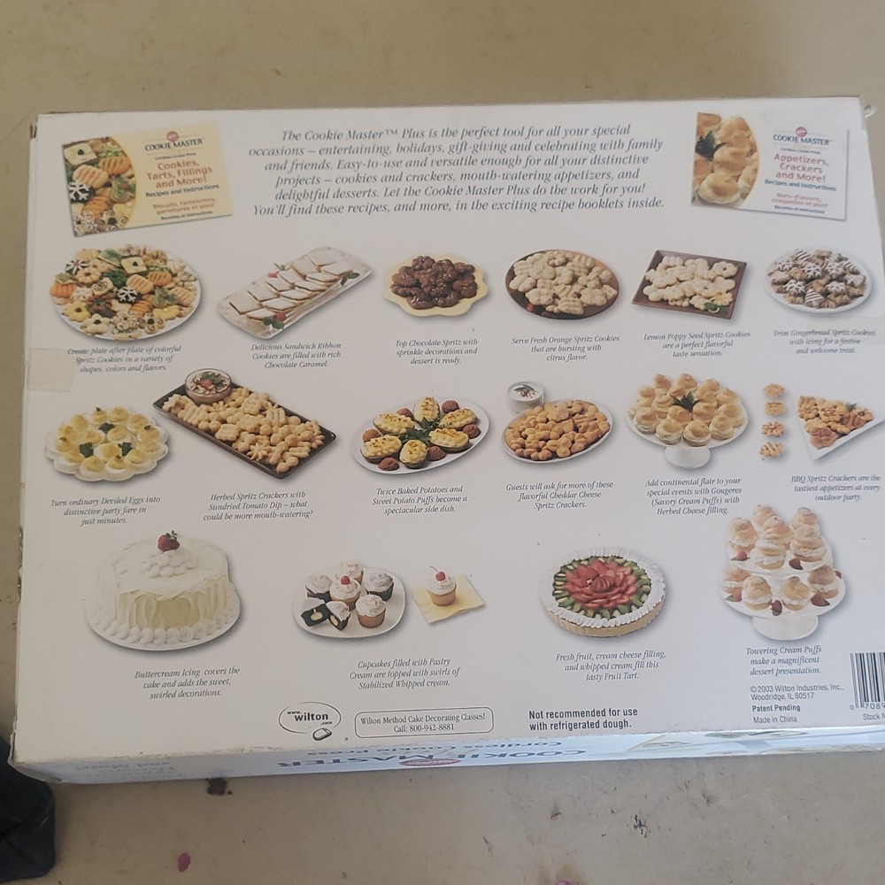Wilton Cookie Master Plus Cordless Cookie Press Set, 12 Disks, 4 Decorating Tips
