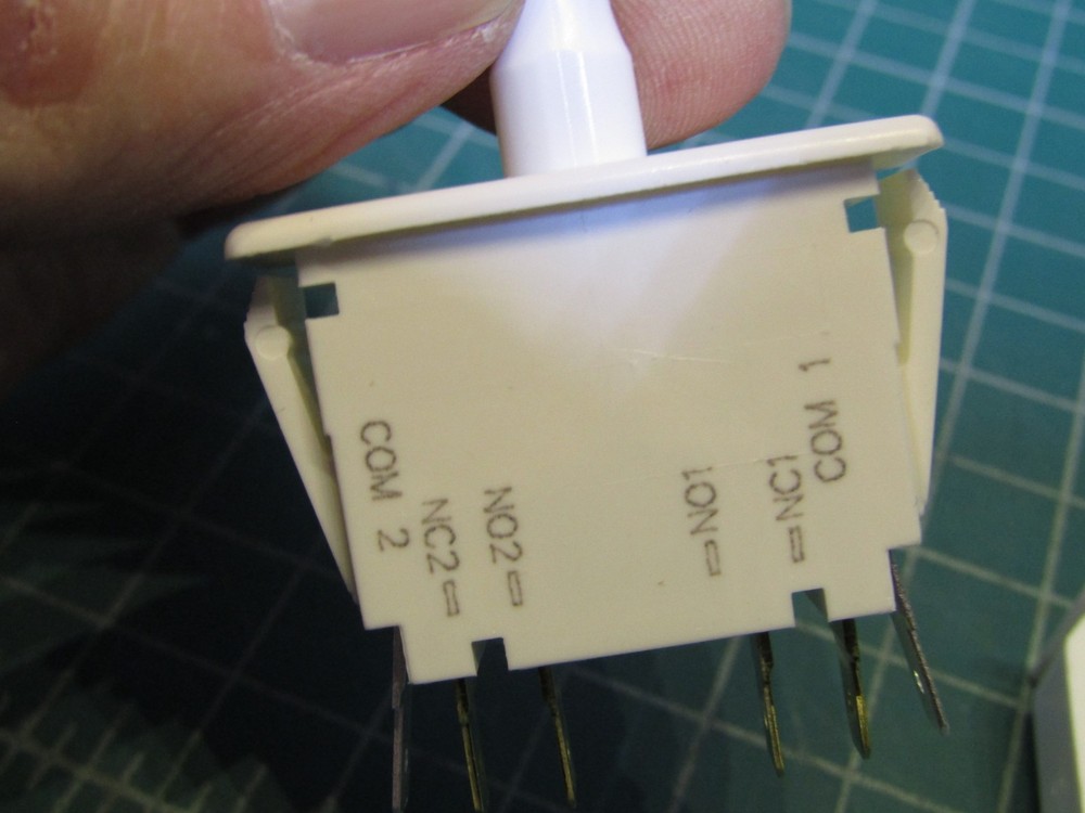 2 – ZF Electronics 0E79-30A0 Switch, Pushbutton, DPDT, NO/NC, Pull to Cheat 10 A