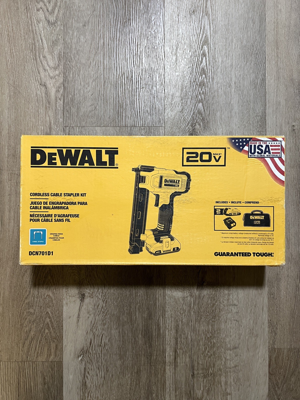 Brand New DEWALT 20V MAX Cordless Cable Stapler Kit + Battery & Charger DCN701D1