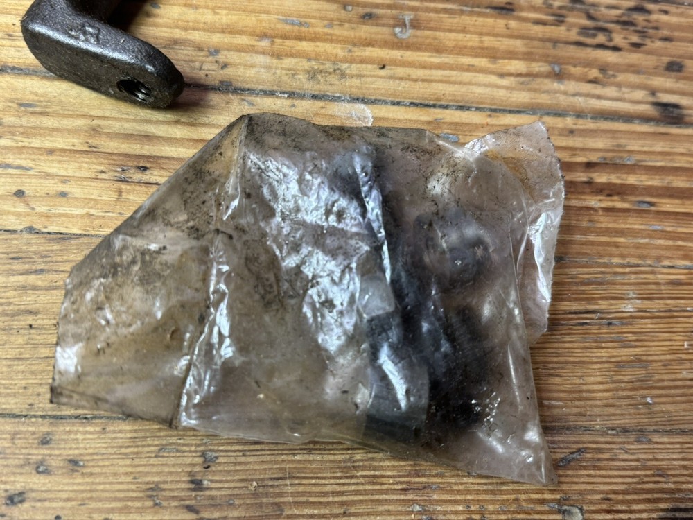 502 Model Clamp-A-Stud 2-1/4 - 3-3/4 Black