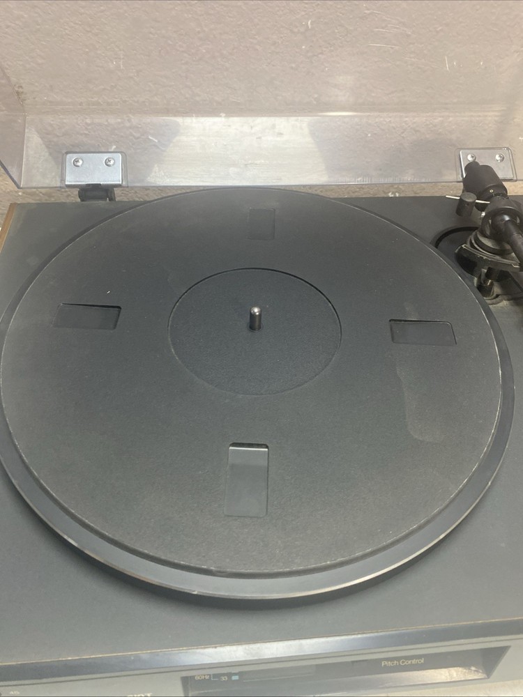 QUADRAFLEX REFERENCE 610T TURNTABLE / RECORD PLAYER (partly Working/read)