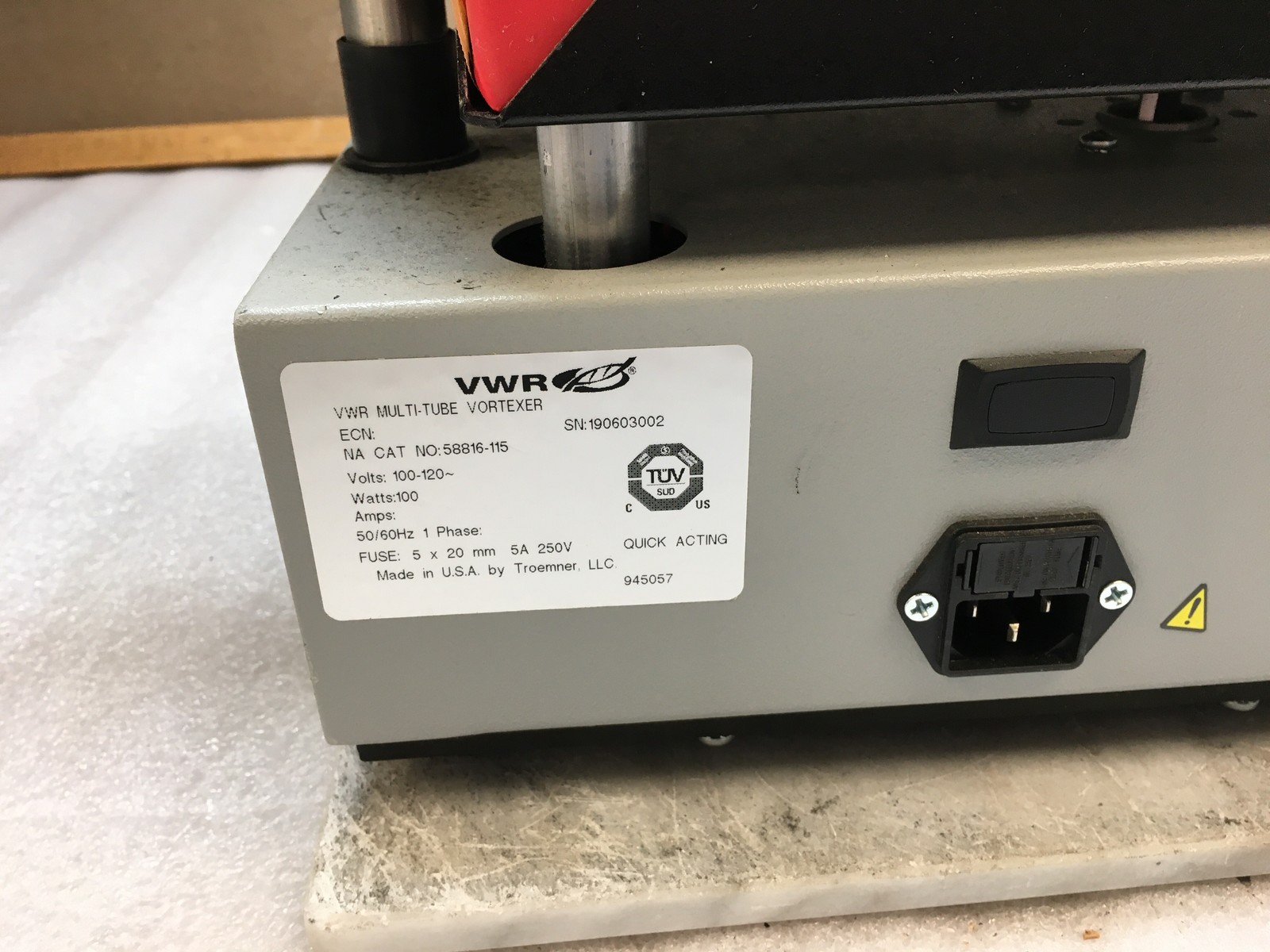 VWR Scientific Products VX-2500 Multi-Tube Vortexer 58816-115 945057