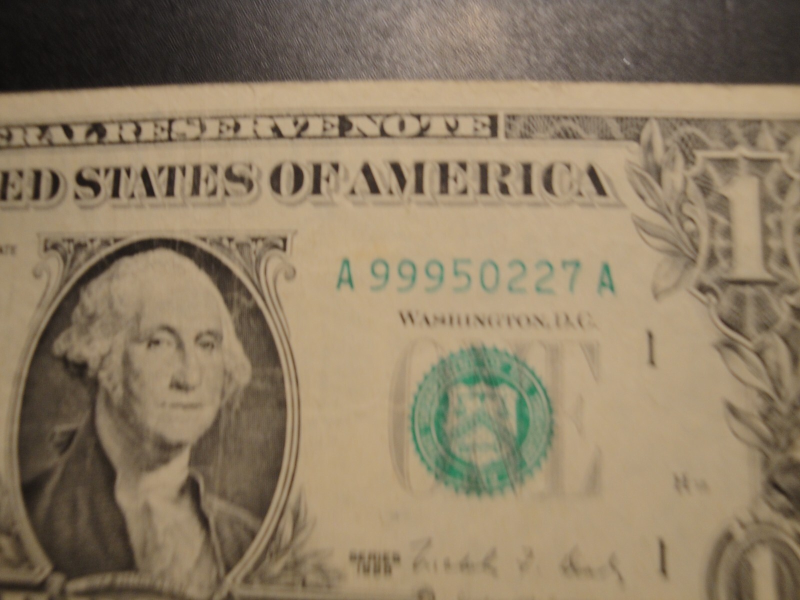 (1) 1988 Federal Reserve Note VF Circulated Condition