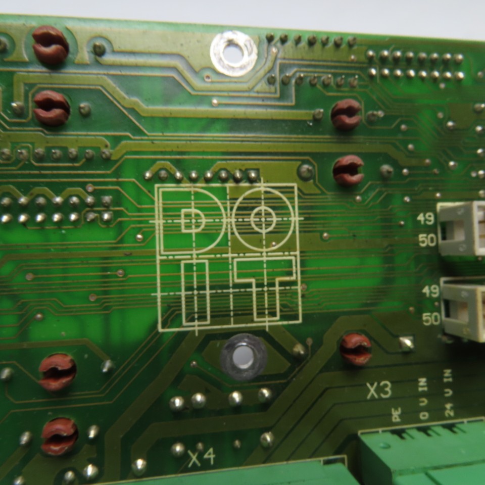 2.000.005-D Relay Board Controller DO IT Schrack & Siemens Components