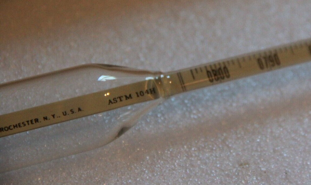 VINTAGE TAYLOR HYDROMETER SPECIFIC GRAVITY, No.H4244, ASTM 104H.