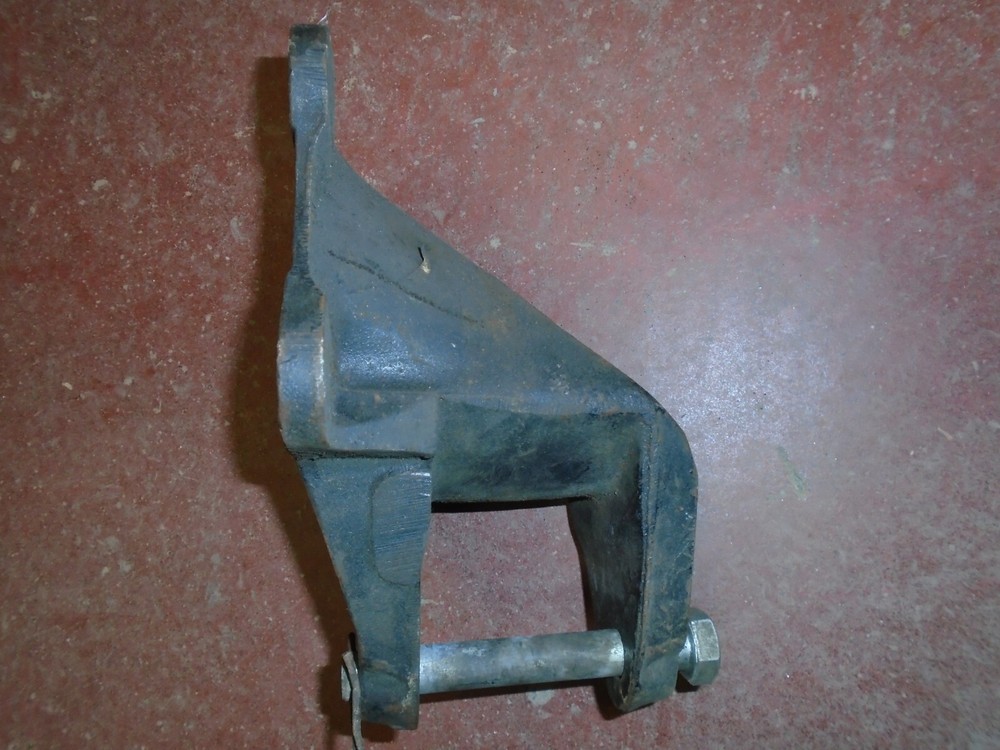 488K488 MACK SPRING HANGER T2 477