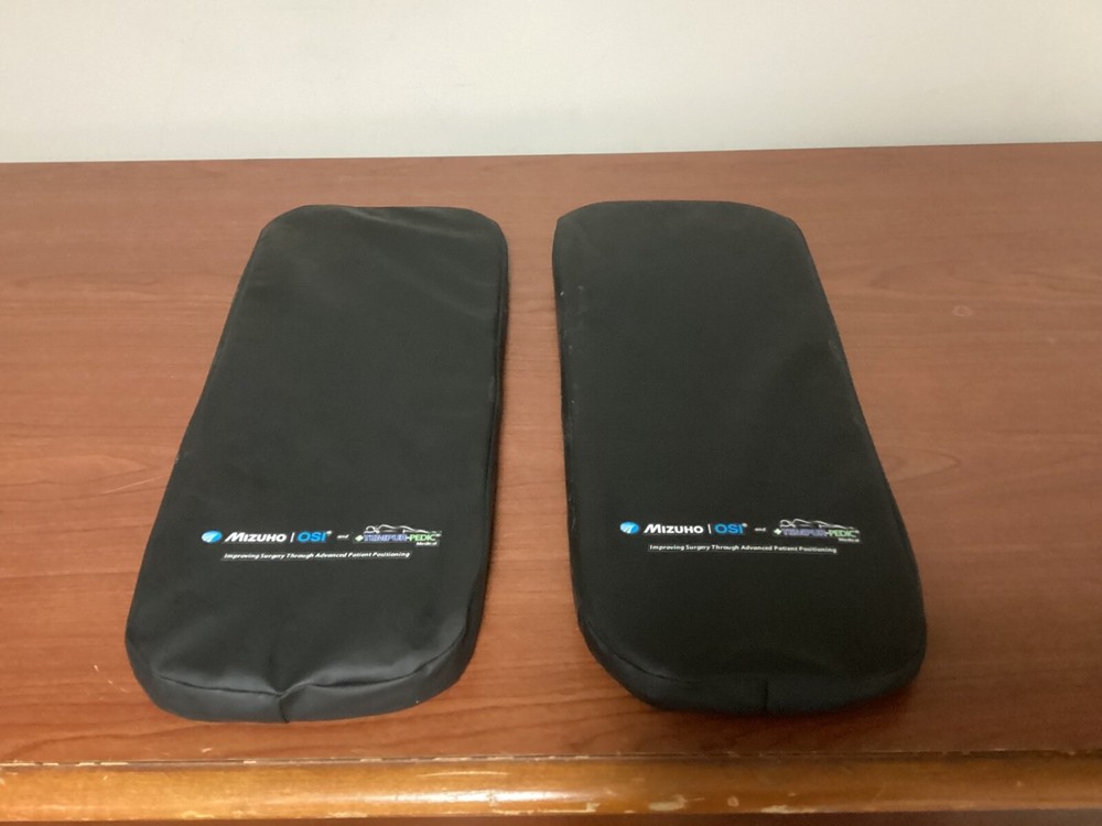 Hana Table Arm Board Pads