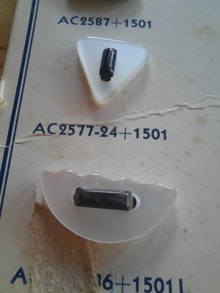 Vintage Buttons Plastic