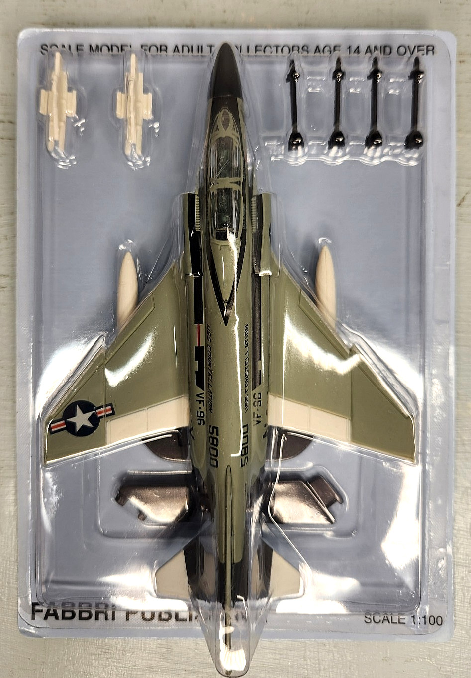 FABBRI 1:100 scale F-4J Phantom USAF military diecast JET model with stand NEW