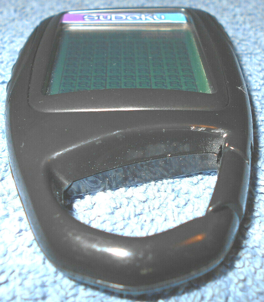 2006 BASIC FUN TOUCH SCREEN CLIP ON SUDOKU CARIBINER HANDHELD ELECTRONIC GAME