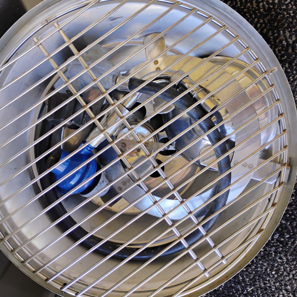 Magna Boat Grill
