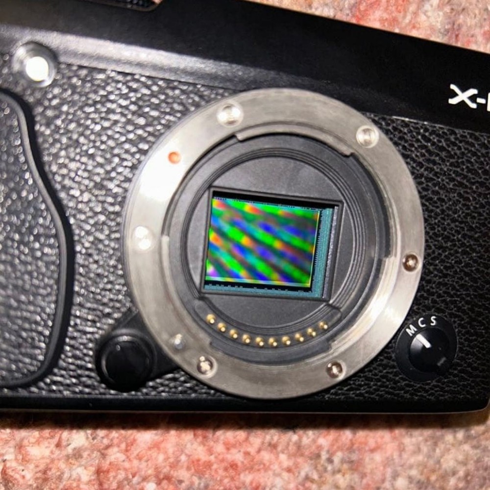 FUJIFILM X-E1 Mirrorless Camera Black