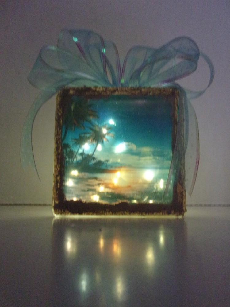 Palm Tree Lighted Glass Block