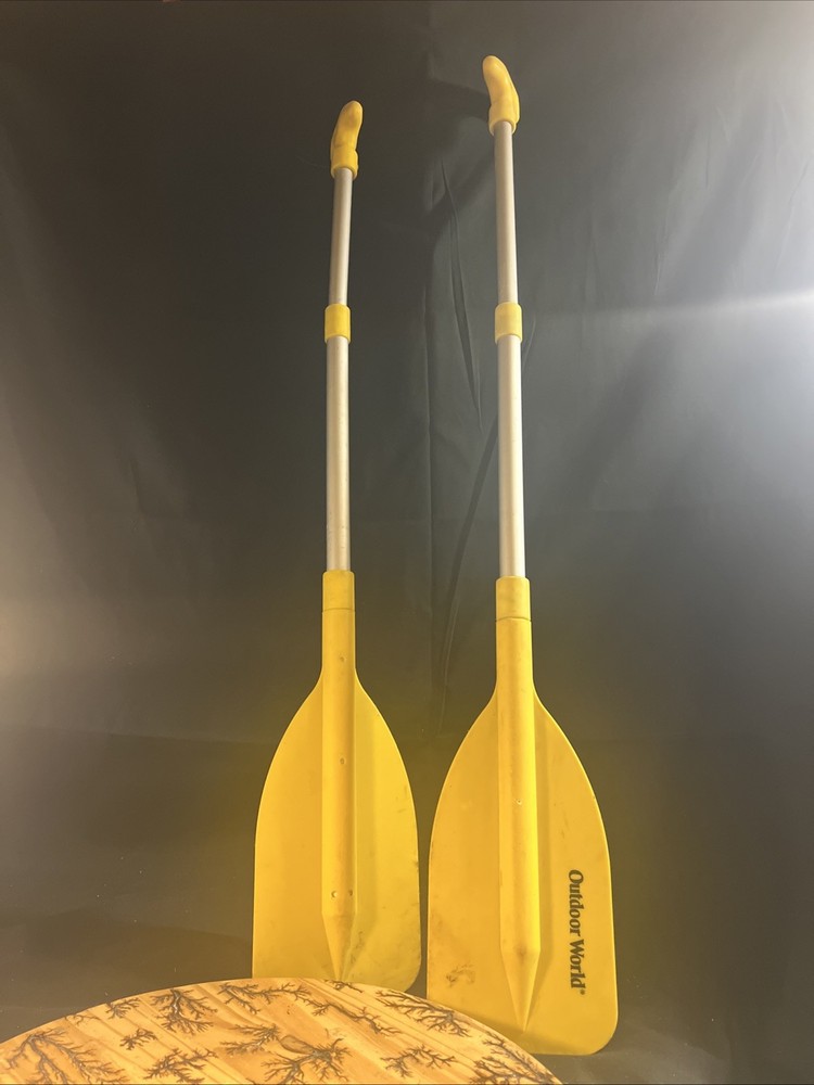 Pair CAVINESS 34” Yellow Plastic Take-Down Boat Paddle