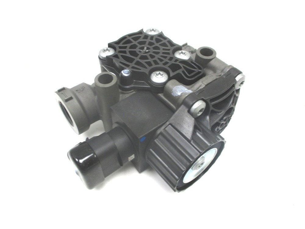 K079670ORX REMAN BENDIX M-40 ABS MODULATOR VALVE K079670