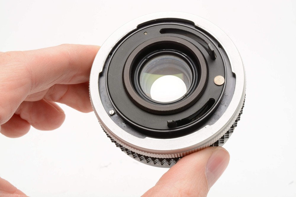 Access 2X 4-Element Macro 2X Converter for Canon FD Mount, Case, Clean